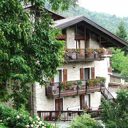 Antica Casa Ortensia Riva del Garda Bilik gambar