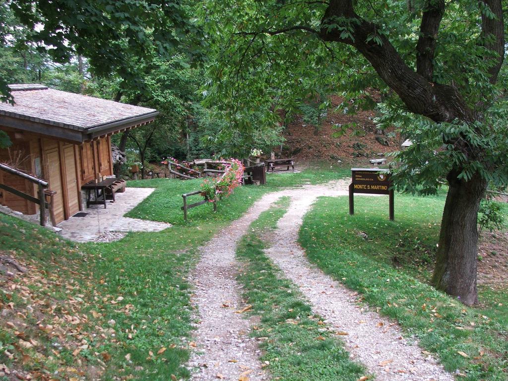 Antica Casa Ortensia Riva del Garda Bilik gambar